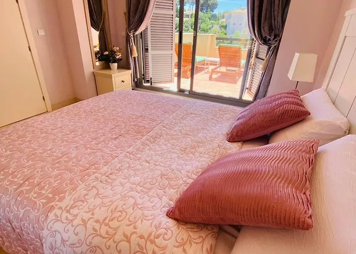 Apartment Golden Dreams Of