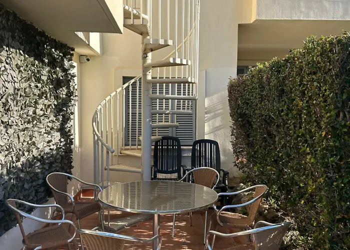 Apartment Golden Dreams Of *